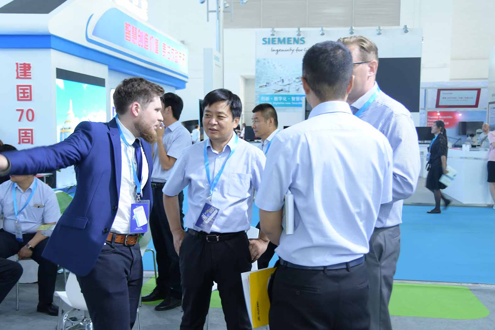 引领未来▲幸运彩纯电动矿用车闪耀2019CIME展会