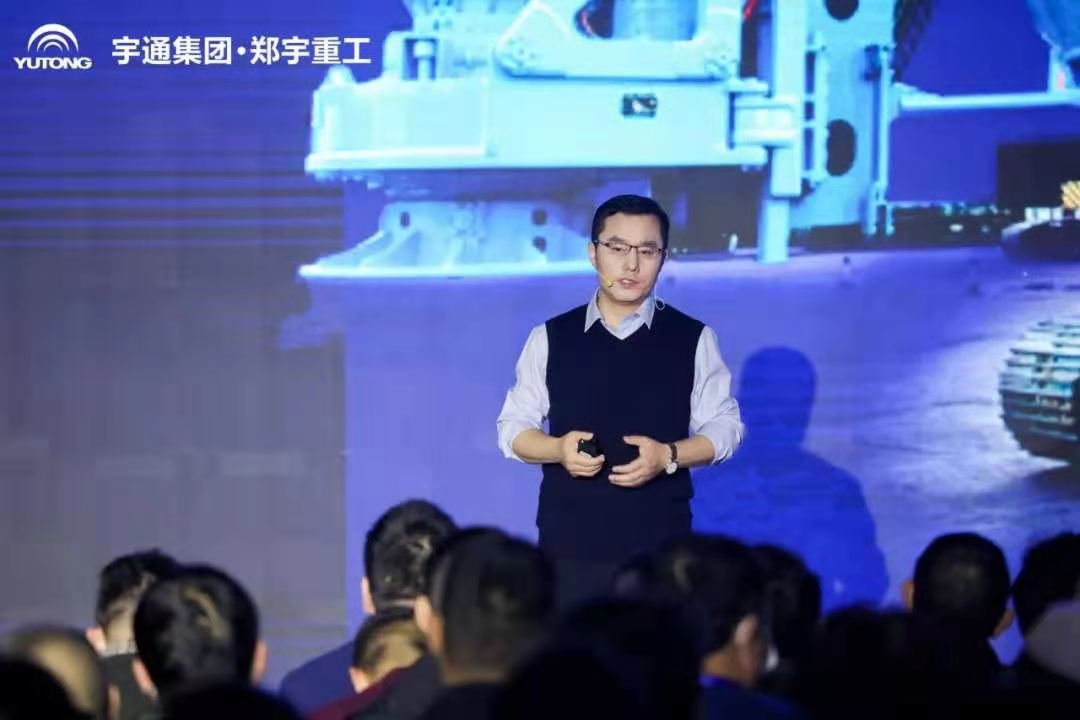 比宝马展更精彩,幸运彩纯电动旋挖钻杭州发布！